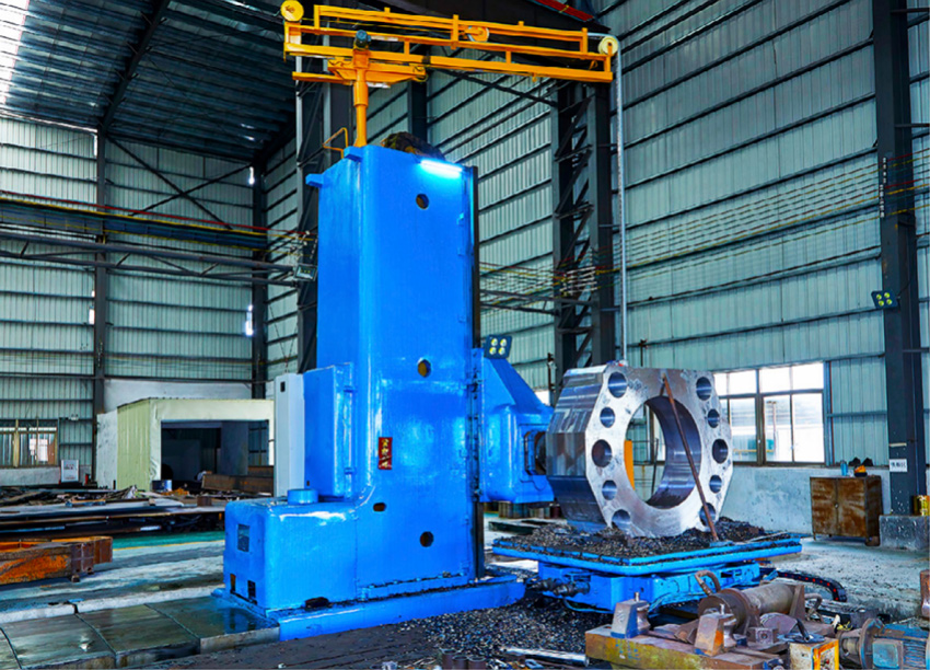 鋁型材擠壓機(jī)制造車間